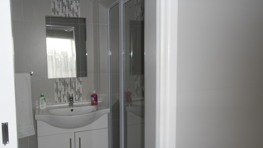 2 Bedroom Property for Sale in Gonubie North Eastern Cape
